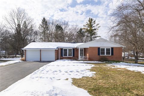 88 Coachman Drive Penfield NY 14526