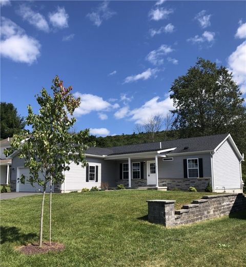 Photo of 18 School House Lane, Oneonta, NY 13820 (MLS # R1561953)
