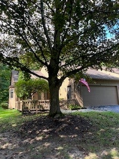 Townhouse For Sale - 9 Circle Wood Road<br/> Monroe County, Penfield, NY 14625