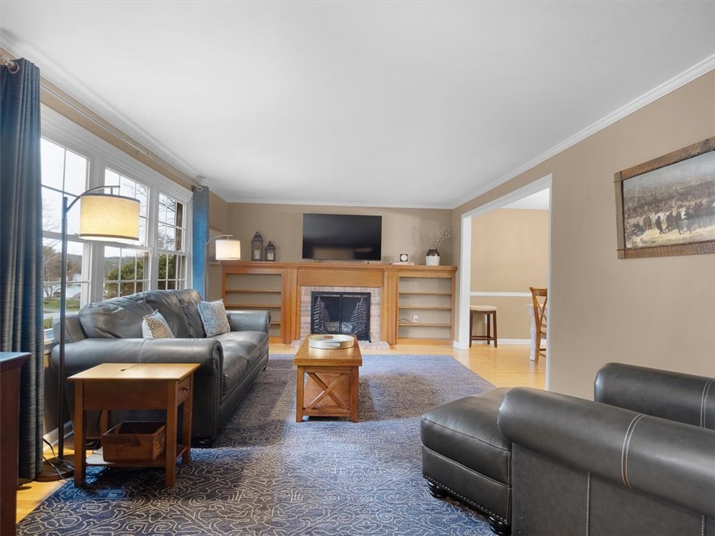 9 Country Corner Lane