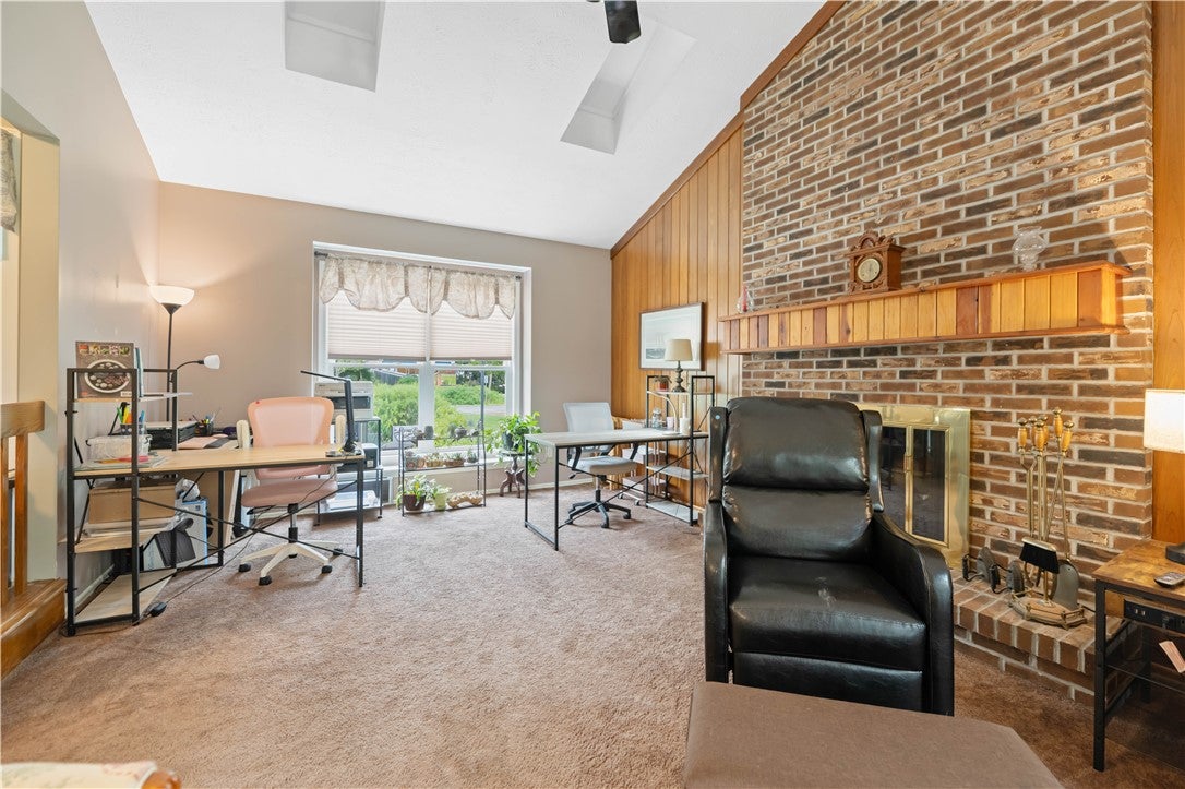 1296 Lakeville Lane