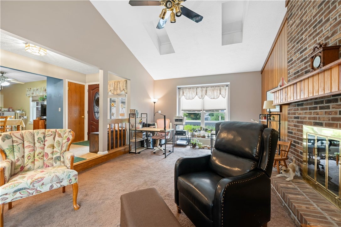 1296 Lakeville Lane
