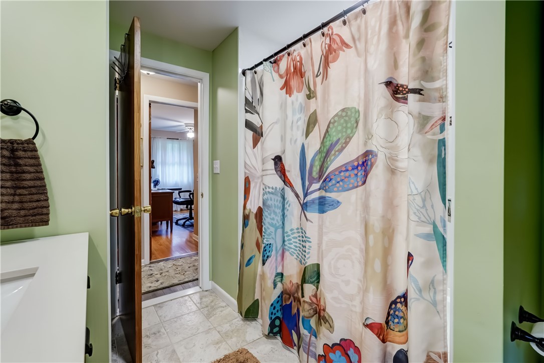 50 Densmore Road, Irondequoit, New York image 17