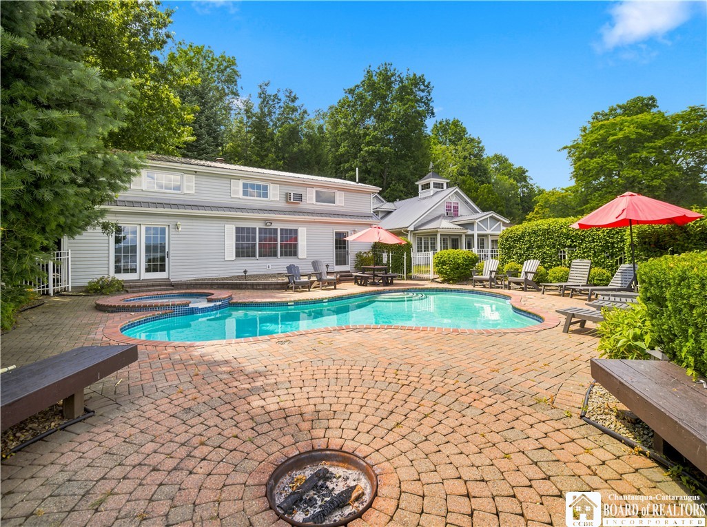3272 Chautauqua Avenue