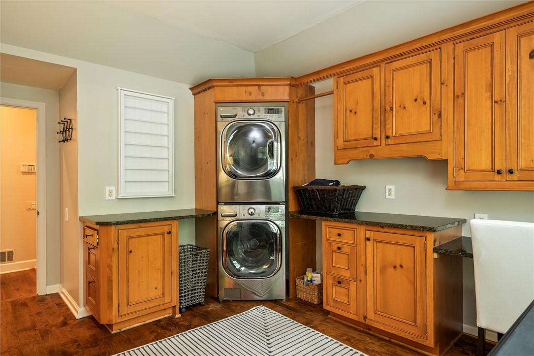 5 Woodbury Place, Pittsford, New York image 22