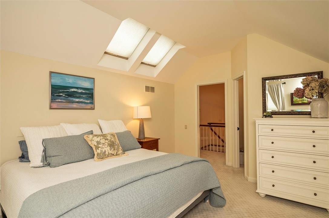 5 Woodbury Place, Pittsford, New York image 30