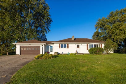 2049 Maple Street Road Lyons NY 14489