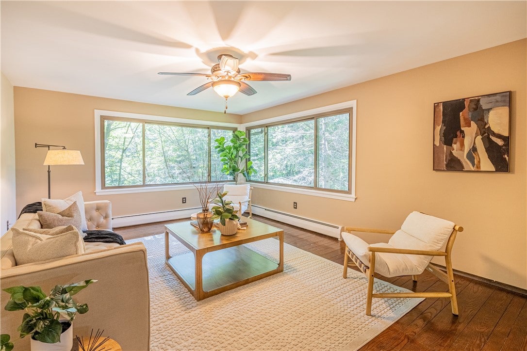1223 Scenic Circle