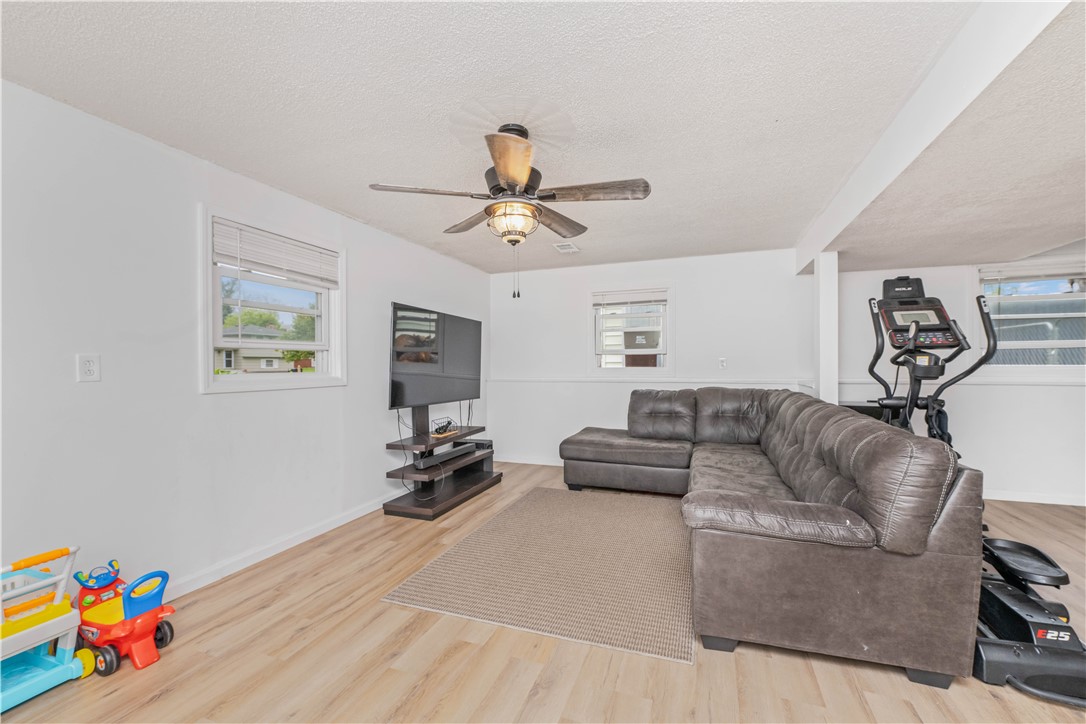 32 Barbie Drive, Greece, New York image 21