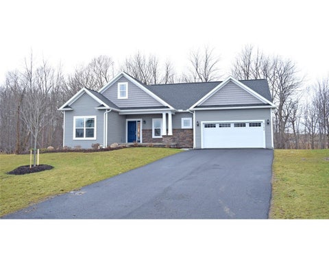 Photo of 2016 Mae's Landing Lndg, Canandaigua Town, NY 14424 (MLS # R1709918)