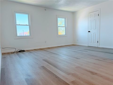 Tiny photo for 29 Chamberlain St ST, Rochester, NY 14609 (MLS # R1684579)