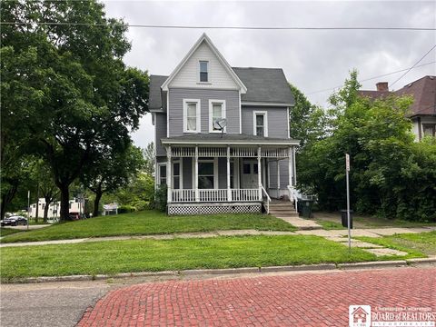 Multifamily For Sale - 114 W  7th Street St<br/> Jamestown, NY 14701