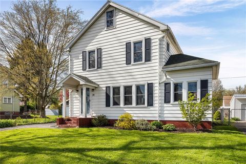Photo of 38 Brett Road, Irondequoit, NY 14609 (MLS # R1679002)