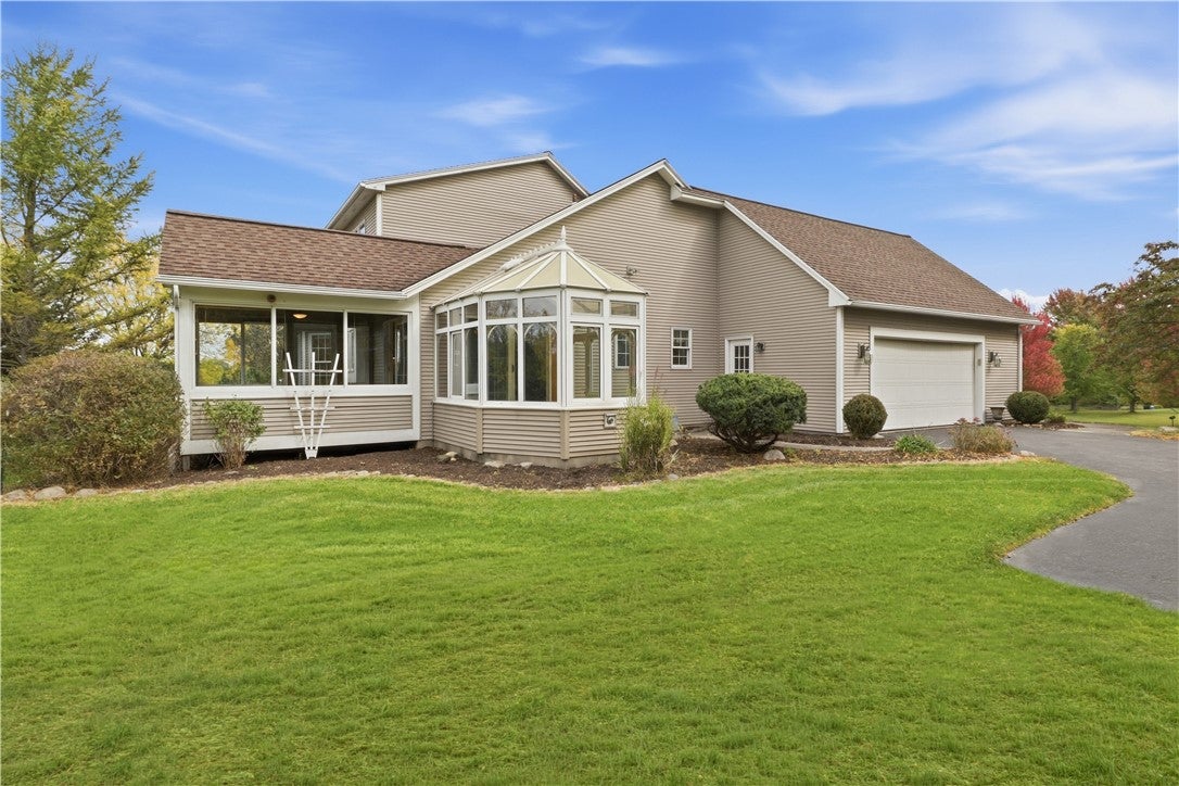 26 Mandalay Ridge
