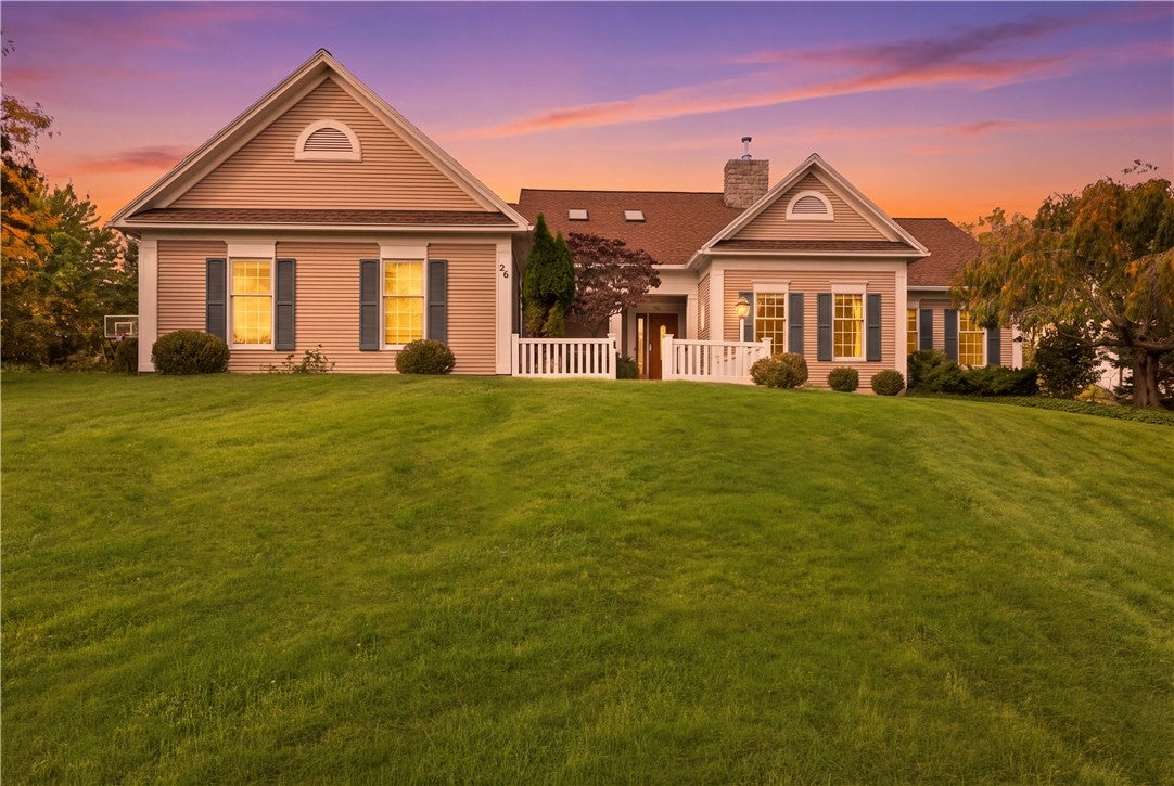 26 Mandalay Ridge