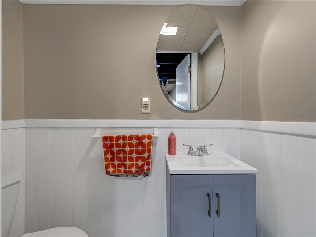 174 Forest Hills Road, Brighton, New York image 30
