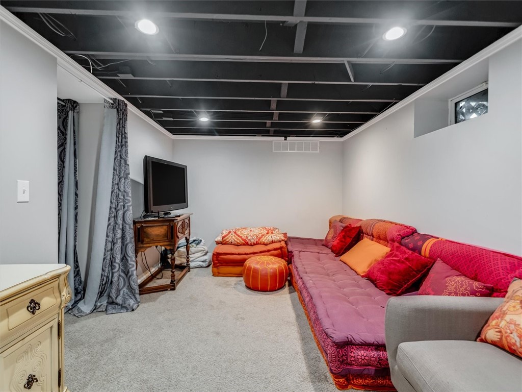 174 Forest Hills Road, Brighton, New York image 27