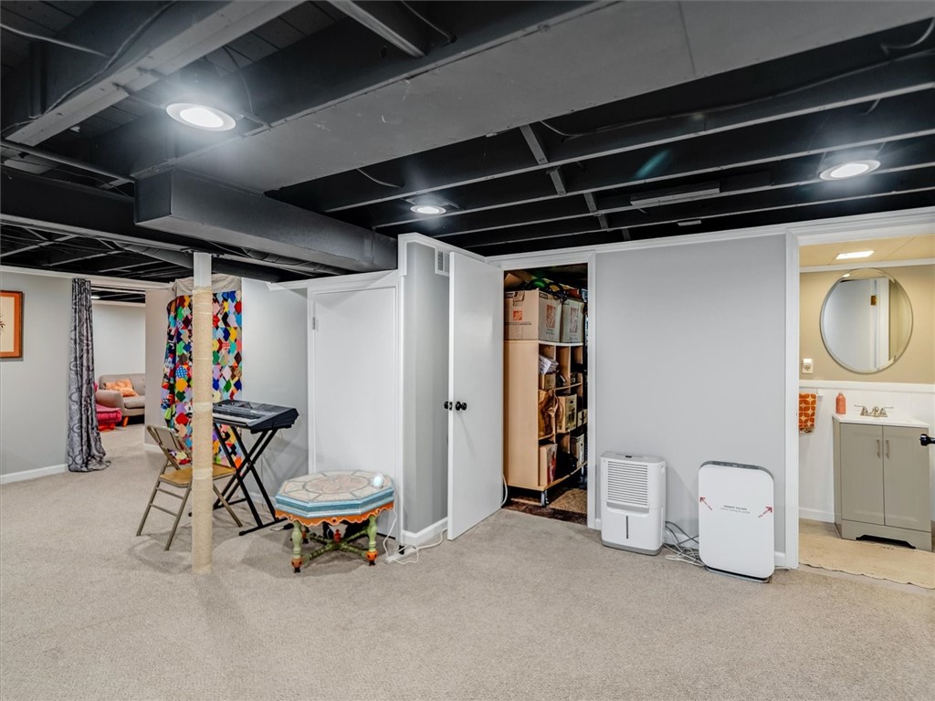 174 Forest Hills Road, Brighton, New York image 29