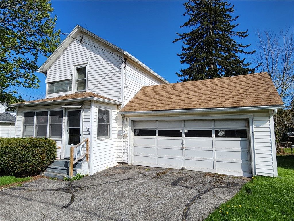 Photo of 184 Main Street N, Perry, NY 14530 (MLS # R1678519)