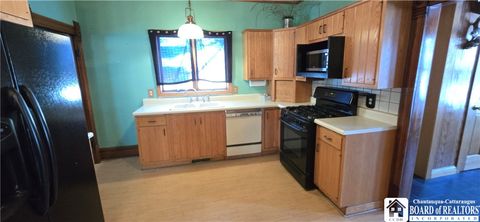 Tiny photo for 210 Welsh Street, Kane Boro, PA 16735 (MLS # R1655562)