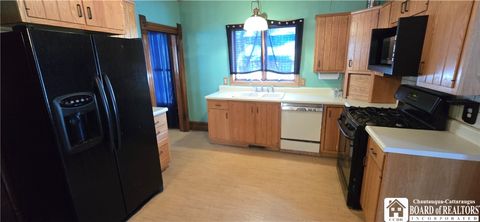 Tiny photo for 210 Welsh Street, Kane Boro, PA 16735 (MLS # R1655562)