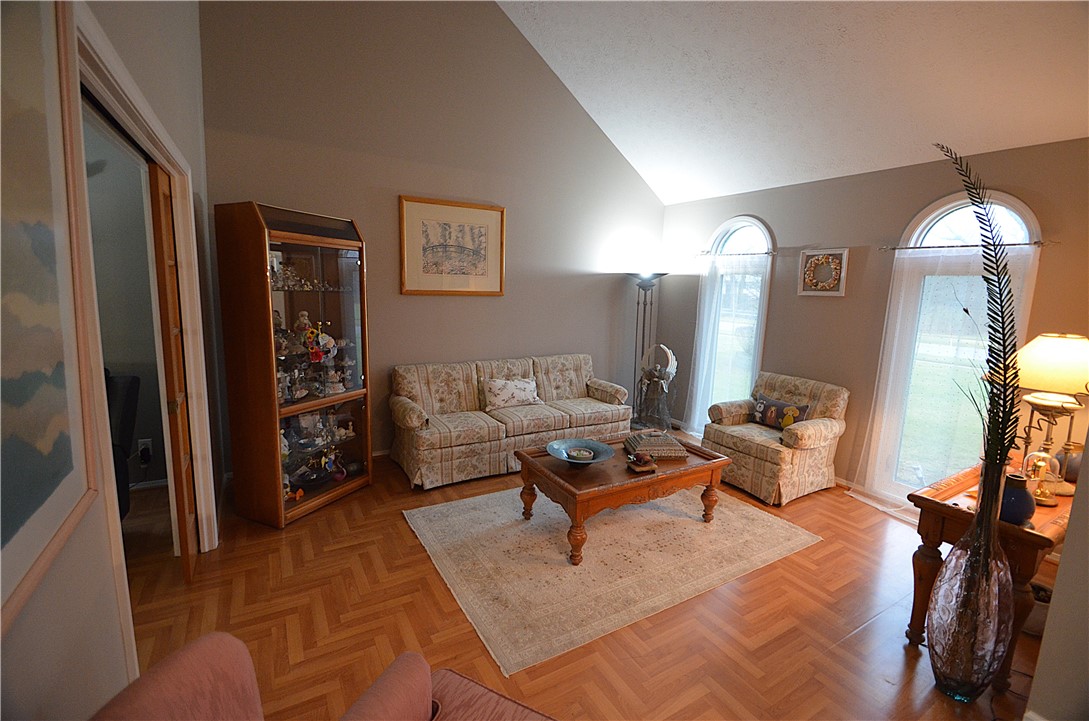 122 Thorn Apple Lane, Greece, New York image 4
