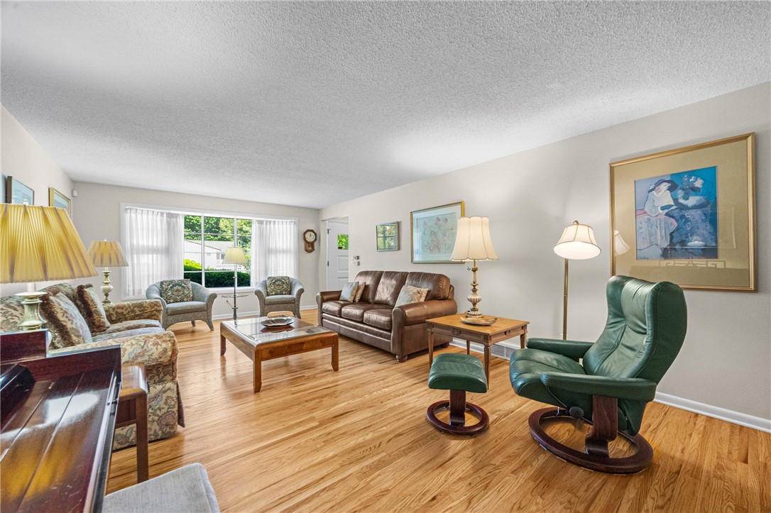250 Willowcrest Drive