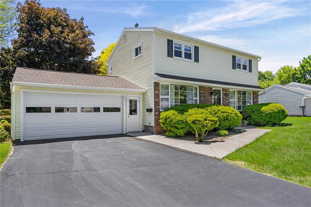 250 Willowcrest Drive