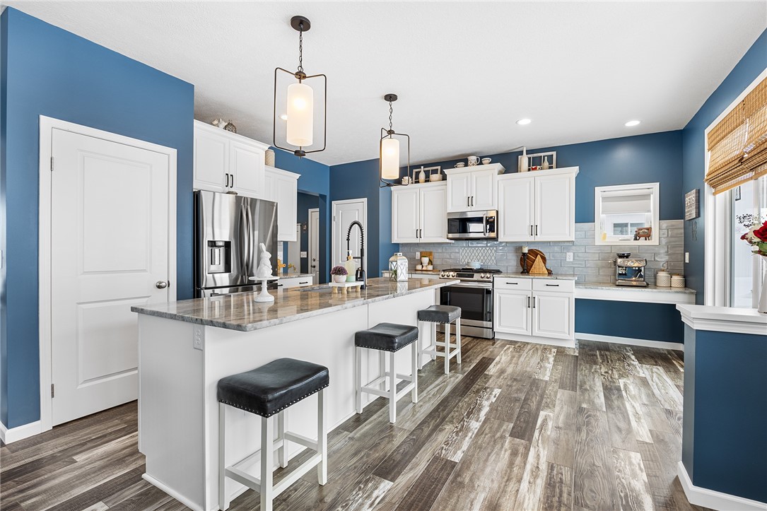614 Autumn Breeze Lane, Ontario, New York image 9