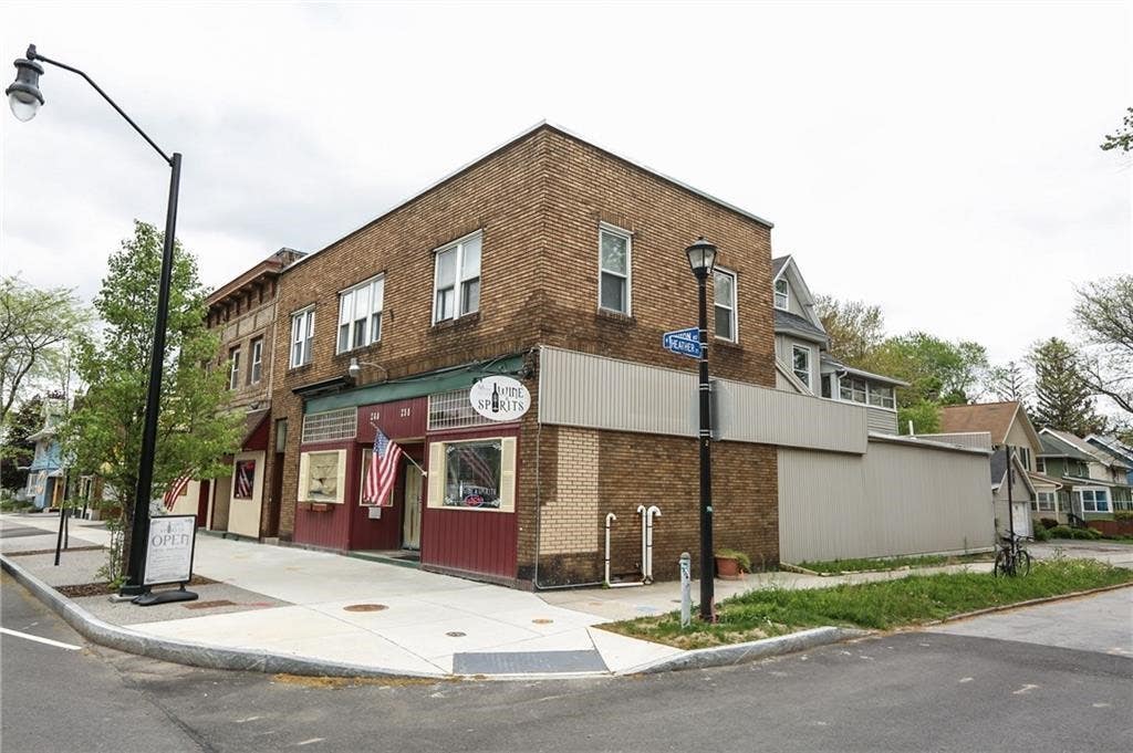 Photo of 258 N Winton Road #2, Rochester, NY 14610 (MLS # R1708254)