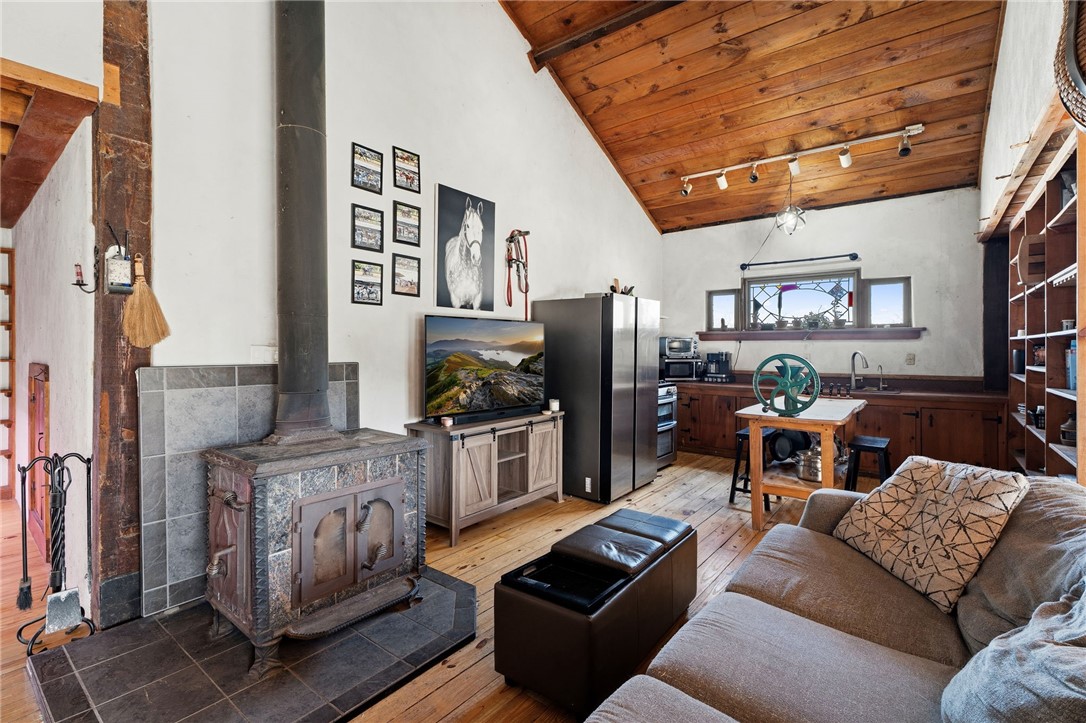 125 Cayuga St Extension