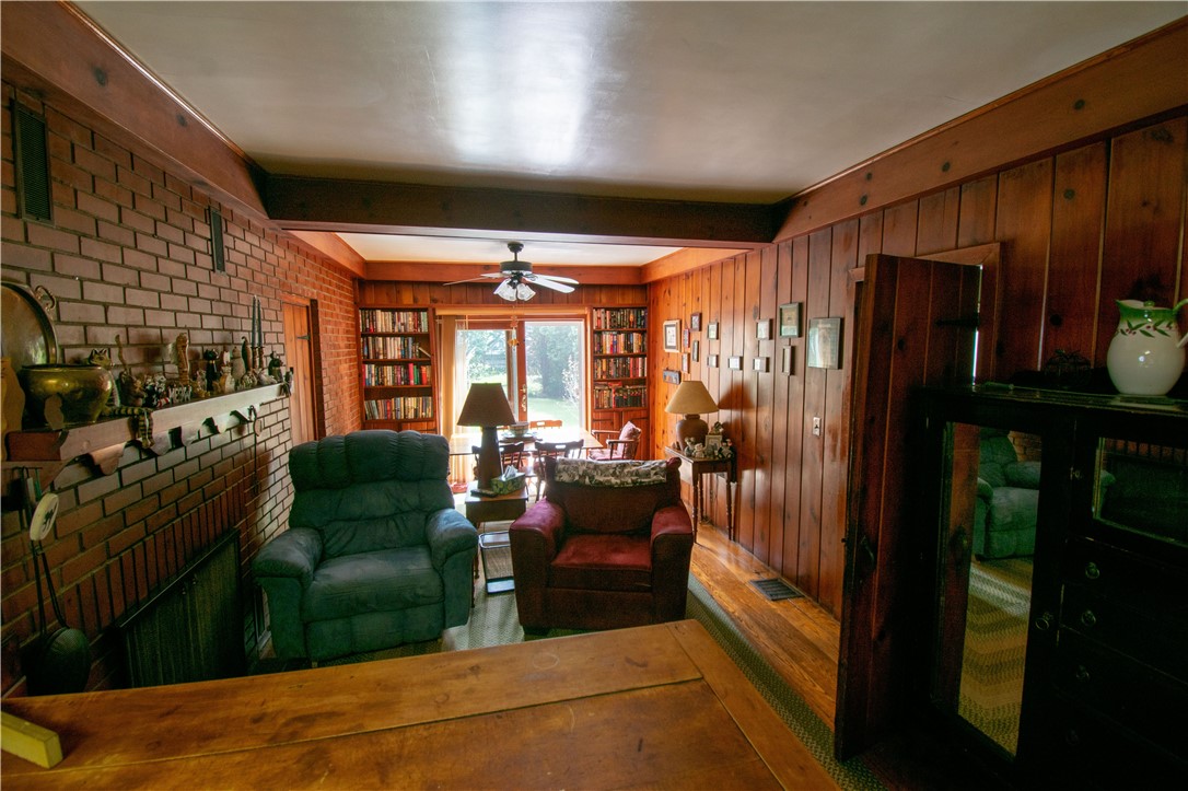 66 Broad St St, Lyons, New York image 26