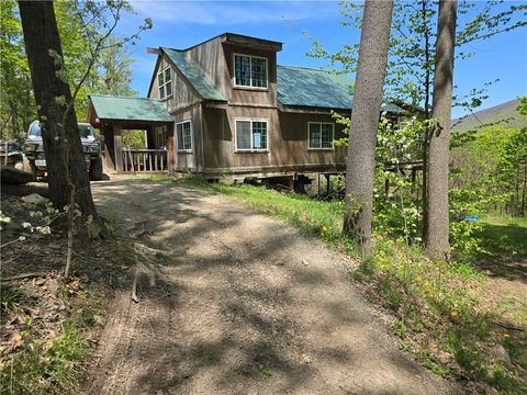 7451 Feather Street Naples NY 14512