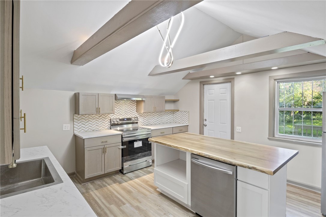 242 Martin Street, Rochester, New York image 12