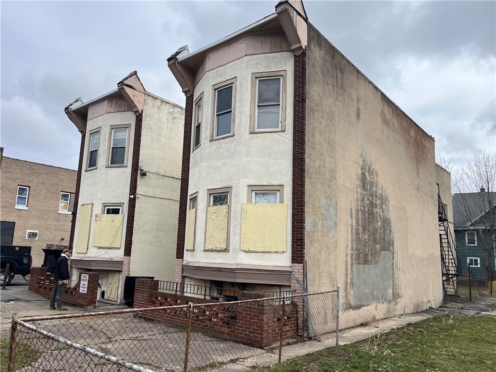 1344 Dewey Avenue 1342