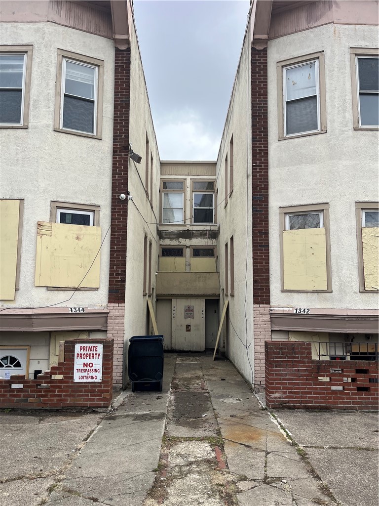 1344 Dewey Avenue 1342