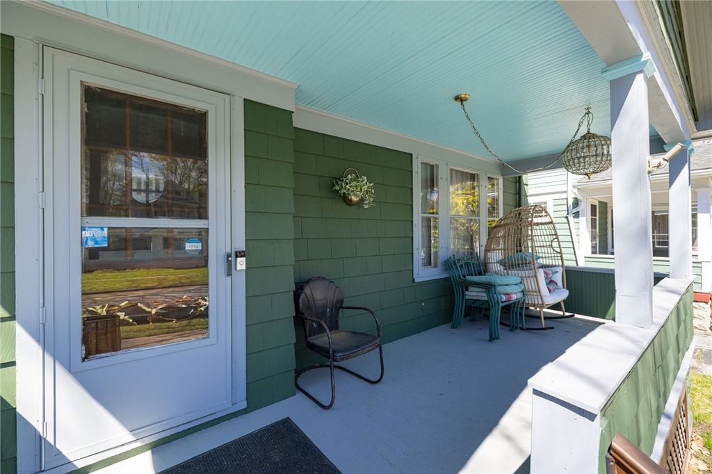 Photo of 109 Bedford Street, Rochester, NY 14609 (MLS # R1675384)