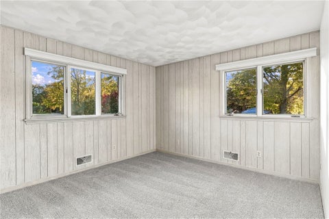 Tiny photo for 1579 Hennessey Road, Ontario, NY 14519 (MLS # R1723497)