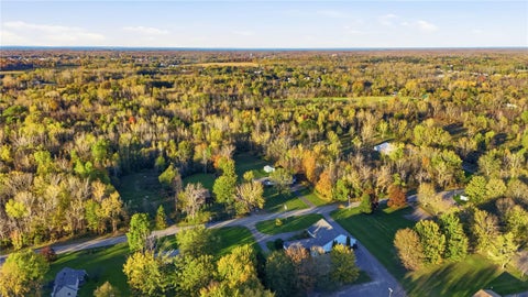 Tiny photo for 1579 Hennessey Road, Ontario, NY 14519 (MLS # R1723497)