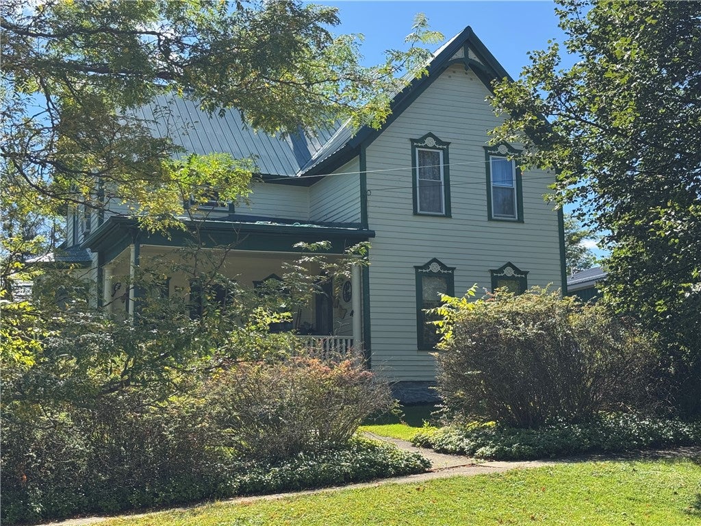 121 Pine Street