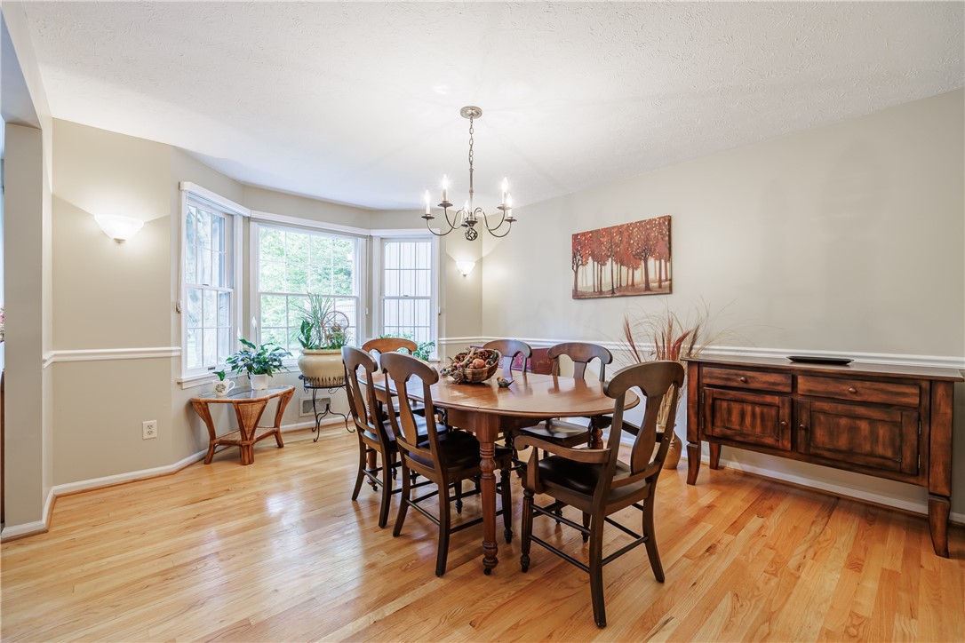 55 Creek Ridge, Pittsford, New York image 6