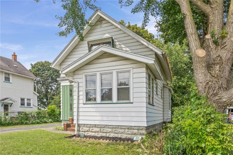 Tiny photo for 9 Topper Drive, Irondequoit, NY 14622 (MLS # R1699688)