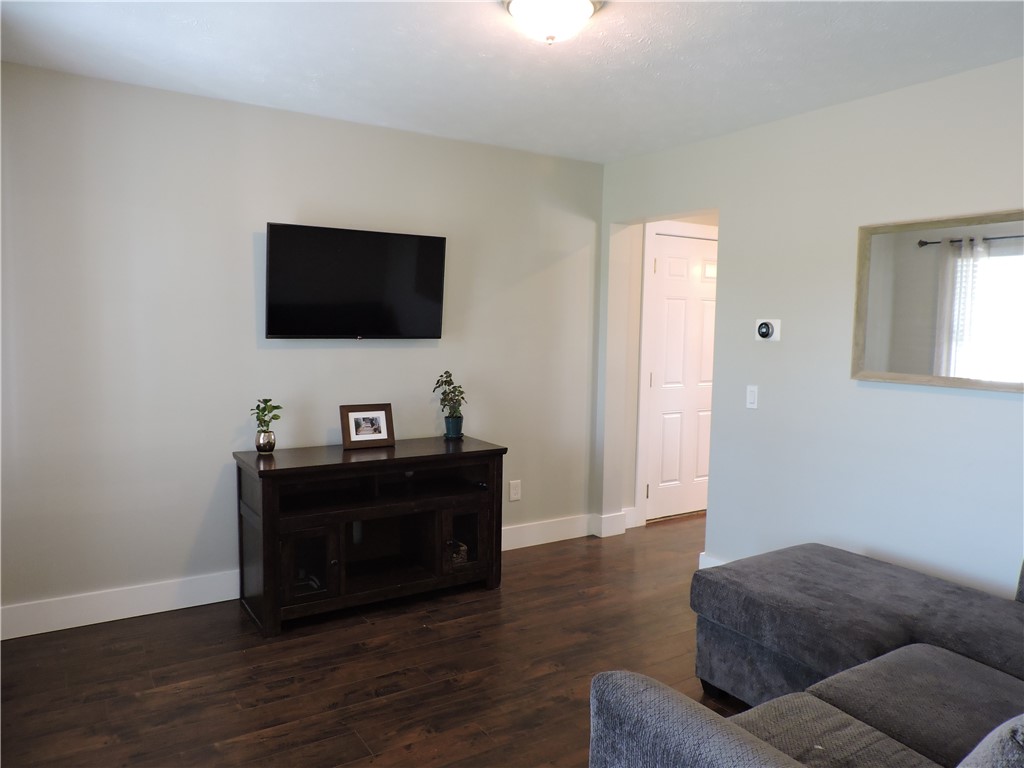 35 Reagan Way, Henrietta, New York image 12