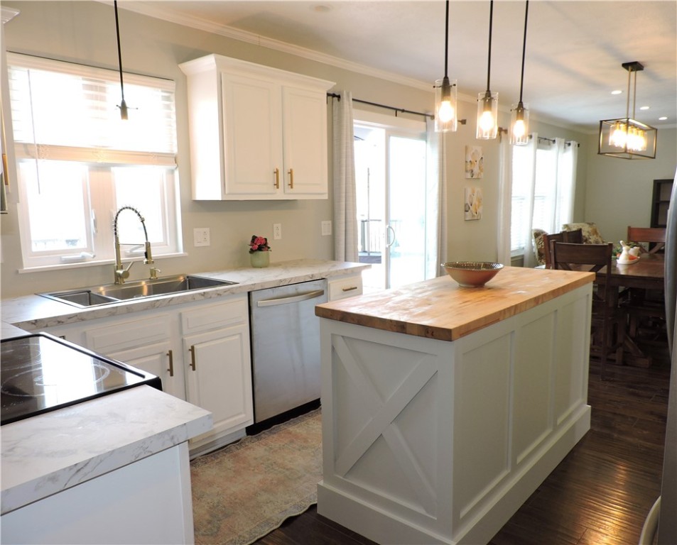 35 Reagan Way, Henrietta, New York image 6