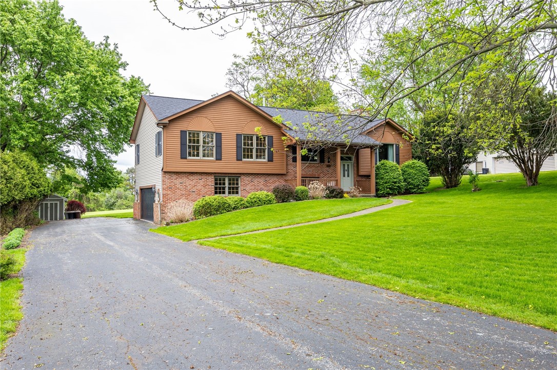 920 Middle Road, Henrietta, New York image 2