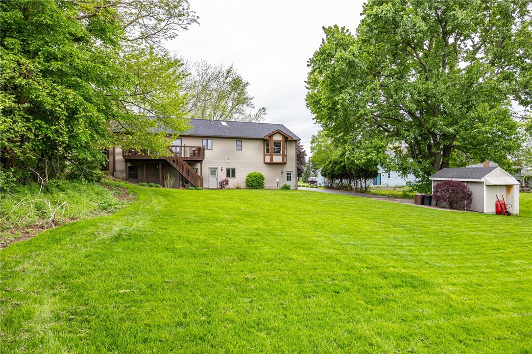 920 Middle Road, Henrietta, New York image 47