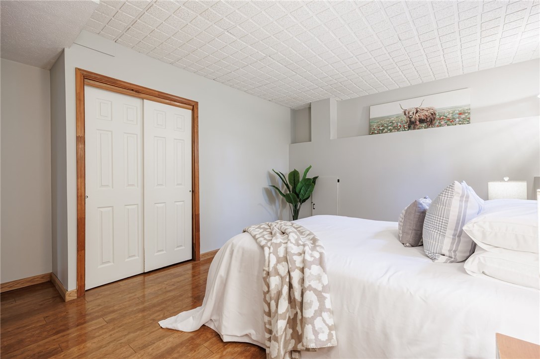 920 Middle Road, Henrietta, New York image 30
