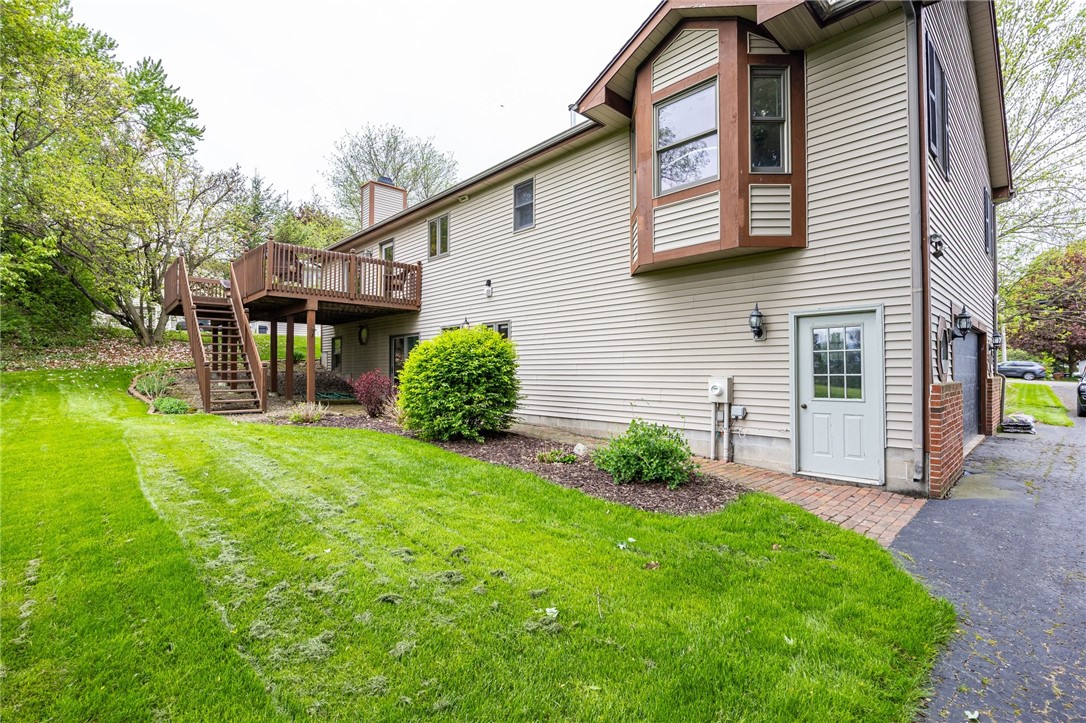 920 Middle Road, Henrietta, New York image 40