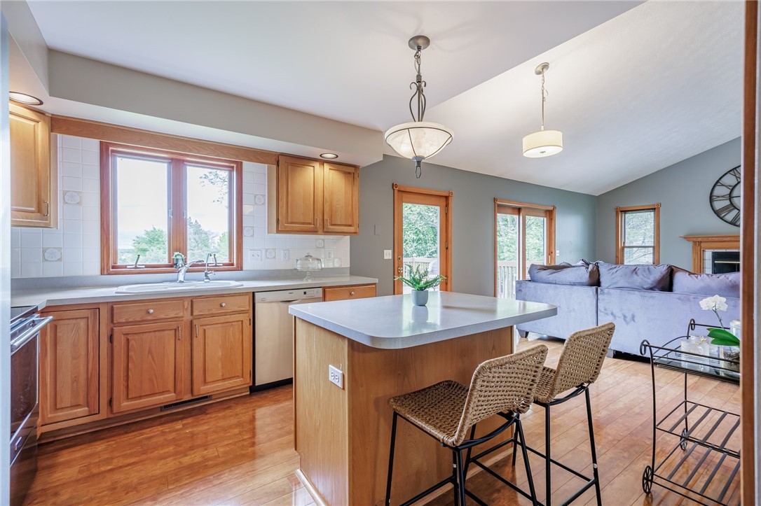 920 Middle Road, Henrietta, New York image 13