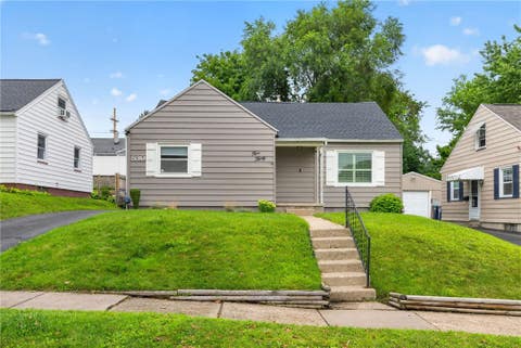 Photo of 530 Tarrington Road, Irondequoit, NY 14609 (MLS # R1702712)